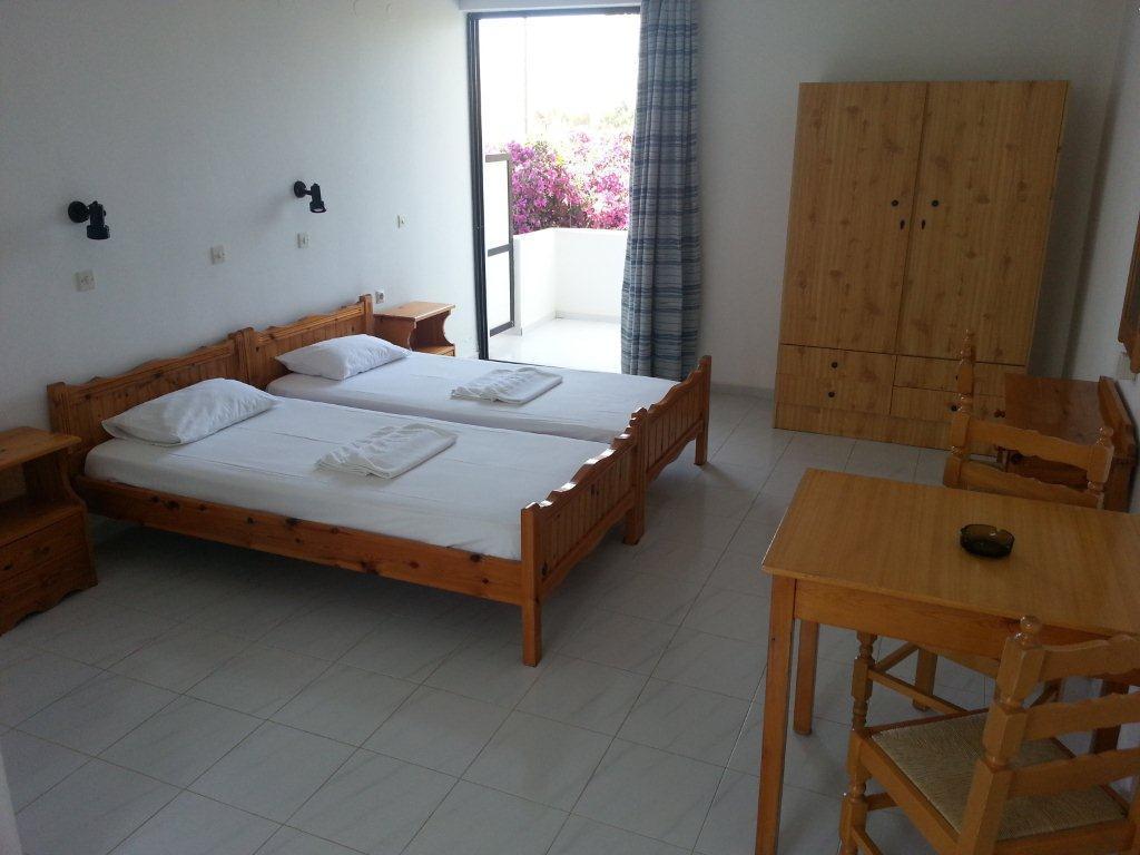 Ippokambos Rooms Плакиас Стая снимка
