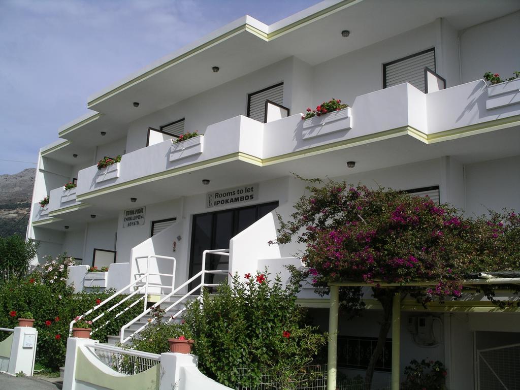 Ippokambos Rooms Плакиас Екстериор снимка